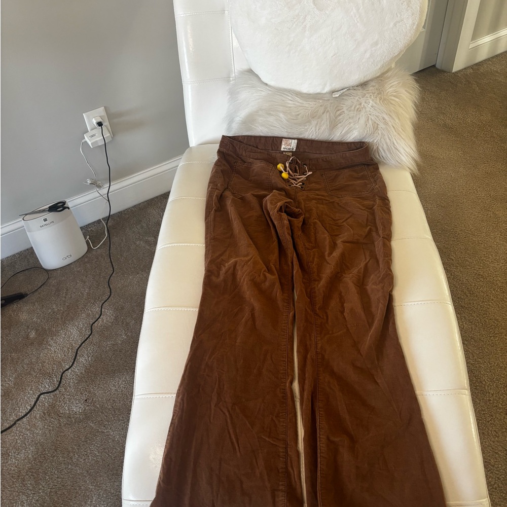 Arden B Tan Lace-Up Trousers with Yellow Accents - Picture 3 of 3